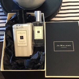 Hand and body lotion English Pear